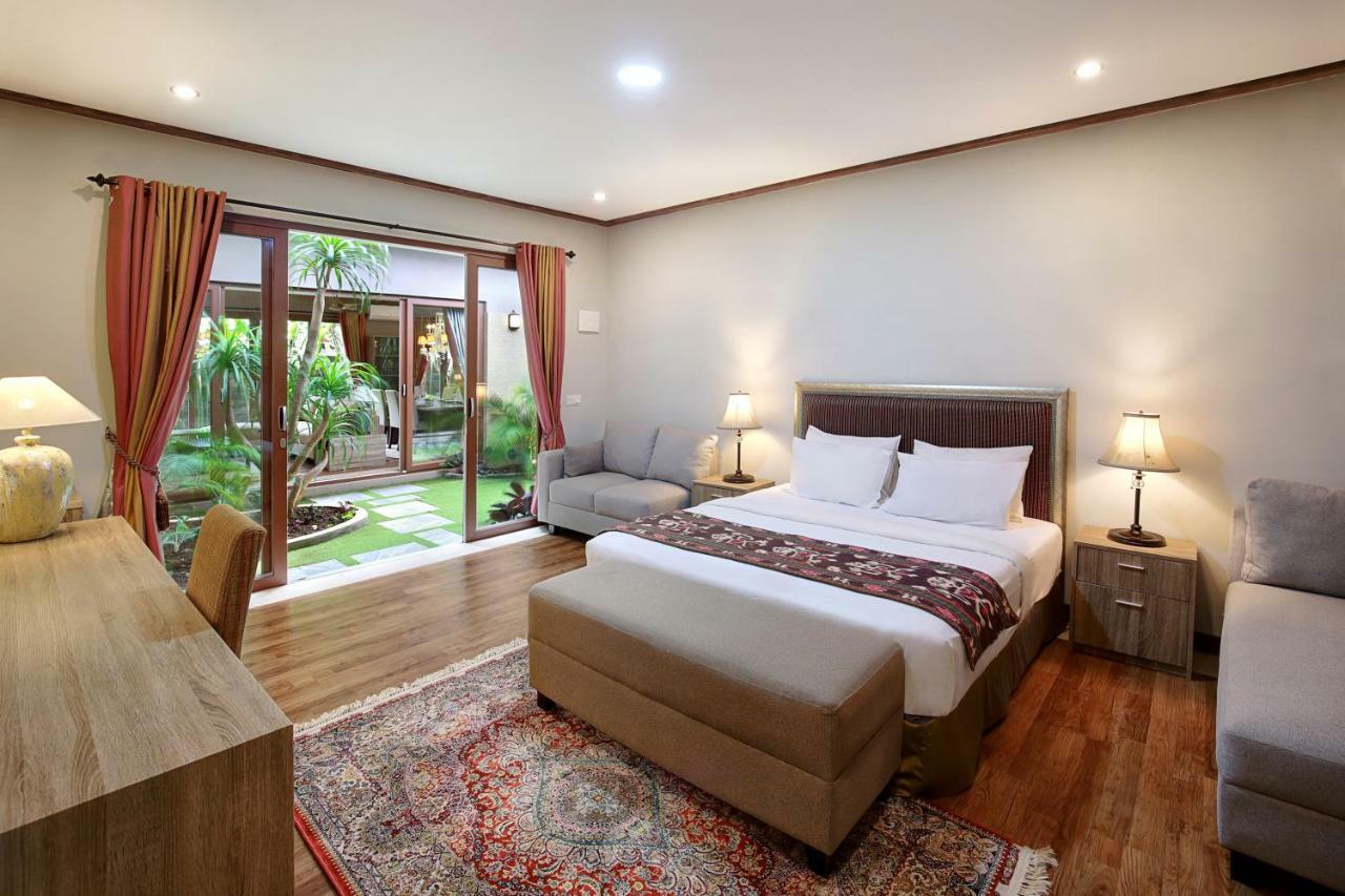 Puri Sabina Bed & Breakfast Jimbaran  Exterior photo