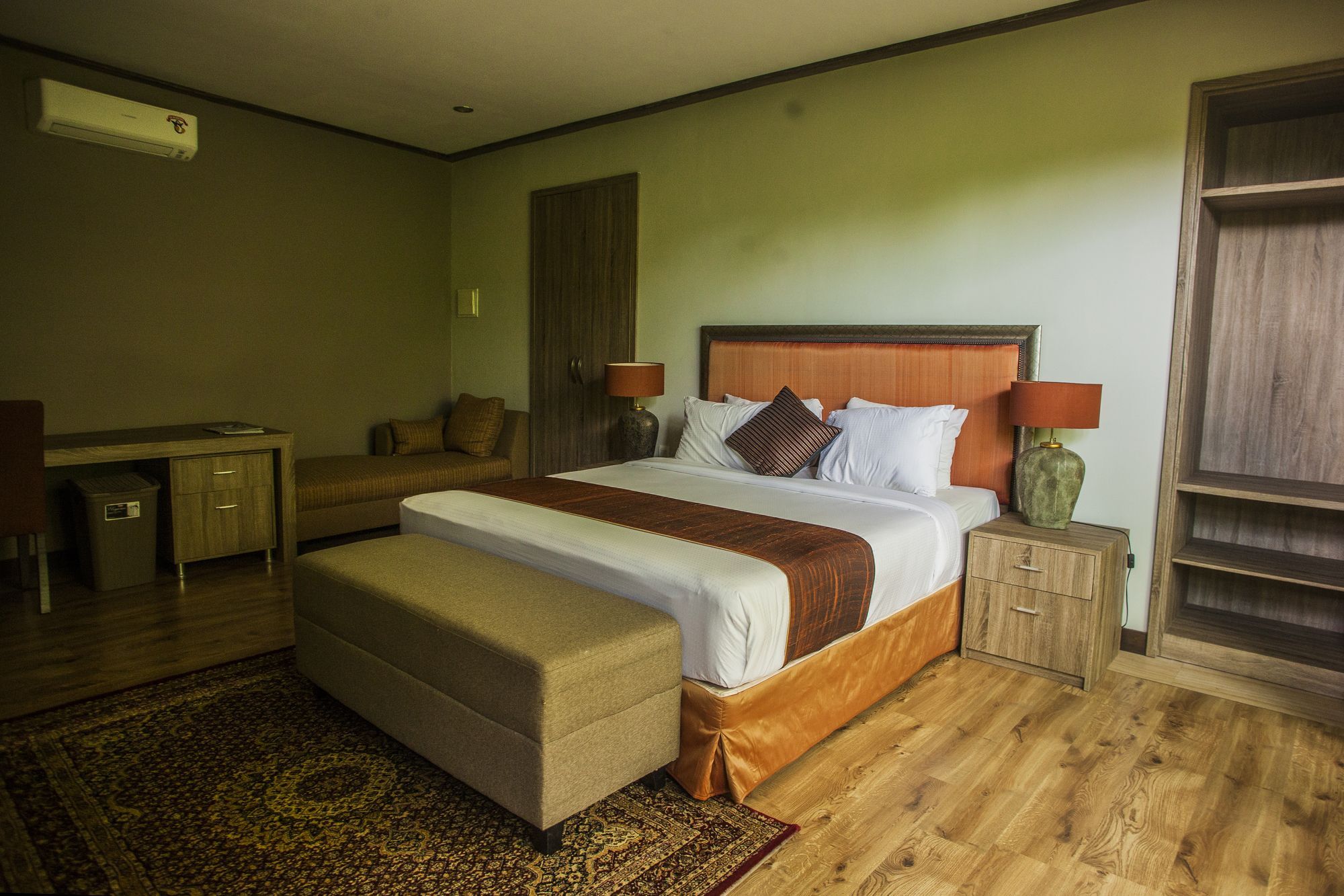 Puri Sabina Bed & Breakfast Jimbaran  Exterior photo